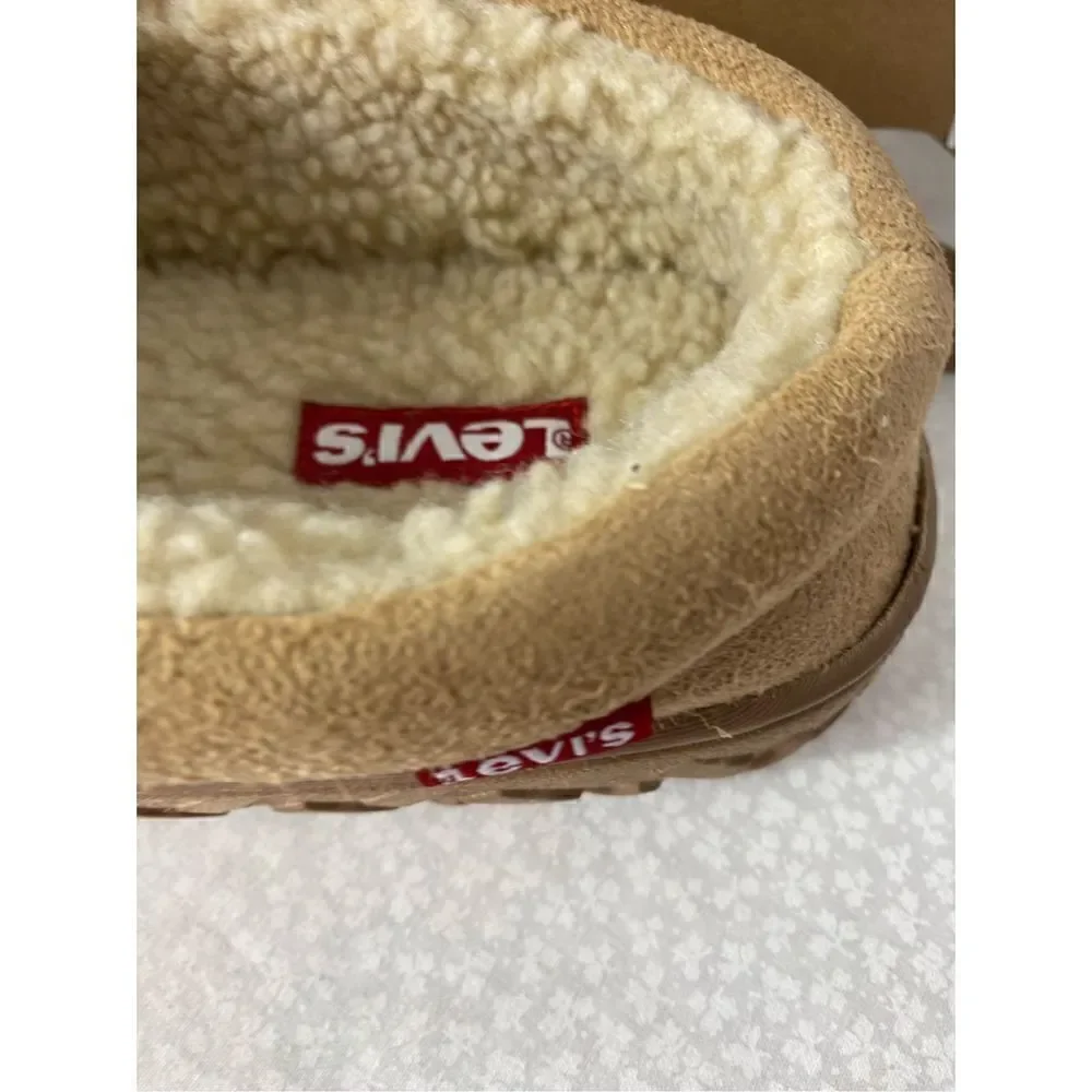 Levi's® Harbin Men's MEDIUM SIZE 8/9 Slippers - WHEAT COLOR